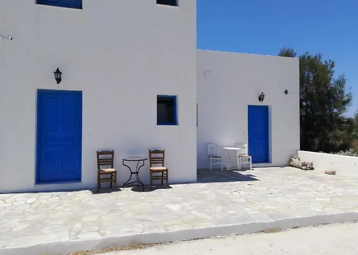 Апартаменты Papikinou Адамас