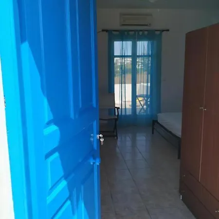 Papikinou Adamantas (Milos)